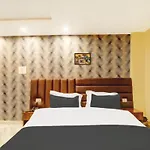 Hotel Pride Land