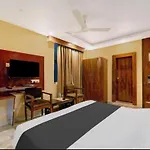 Hotel Pride Land